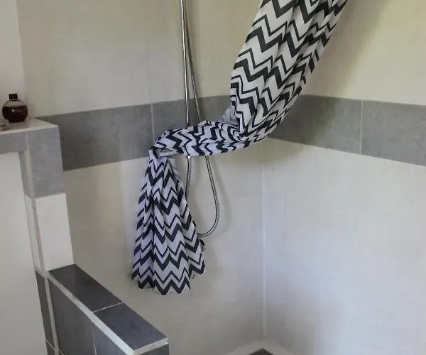 Oda ve Kahvaltı La Tropicale- D'hote Au Calme